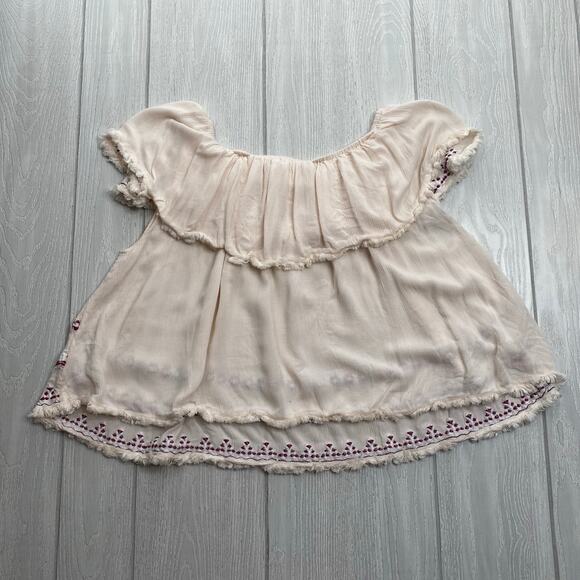 Piper by Townsen Off Shoulder Cream & Red Embroidered Boho Blouse Size Large - Picture 2 of 6